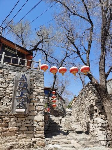 推開窗即美景！齊長城沿線的絕美民宿，帶你邂逅浪漫春日！ post thumbnail image